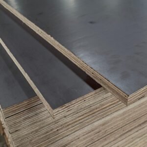 Natura Triplek Film Face Grade UTY Panjang 2440 mm x Lebar 1220 mm x Tebal 12 mm